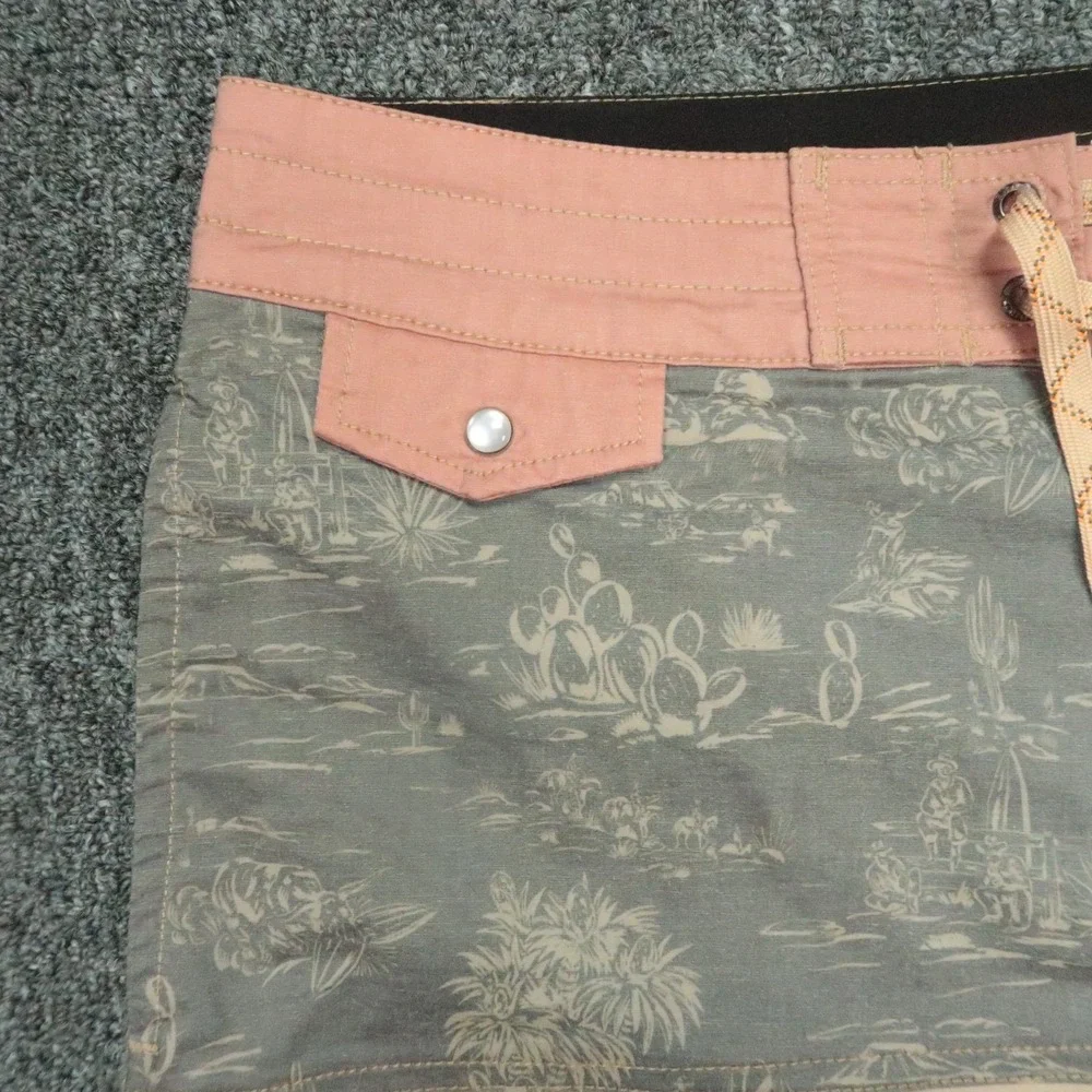 Howler Bros Shorts Men 35 Tan Los Vaqueros Desert Print Snap Pocket Stretch Swim